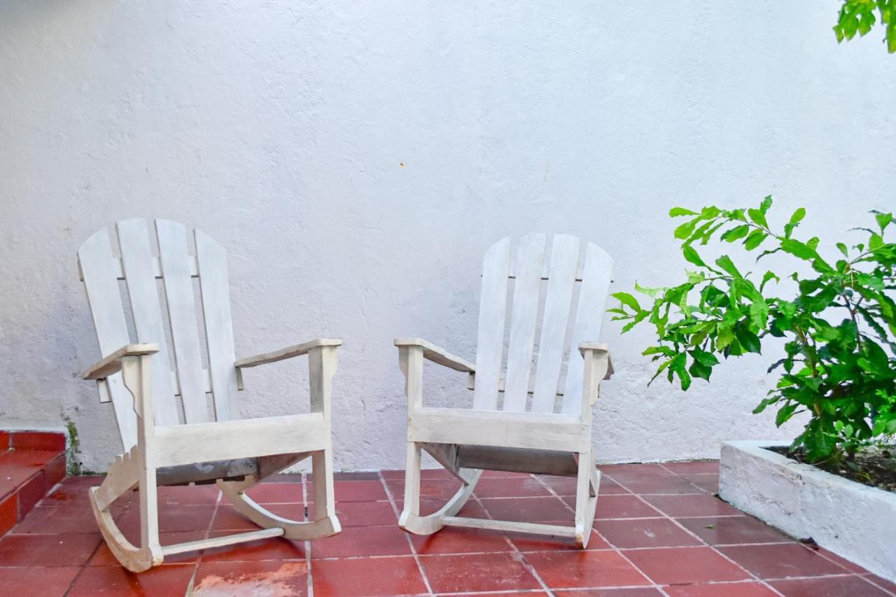 Отель Cartagena Hostal Экстерьер фото